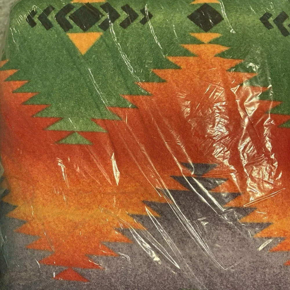 Navajo Queen Or King Size Blanket New Made In USA Sure Value New‎ Sealed Vibrant